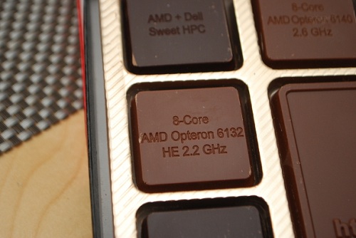 شركة AMD تسخر من أنتل بشكل مضحك