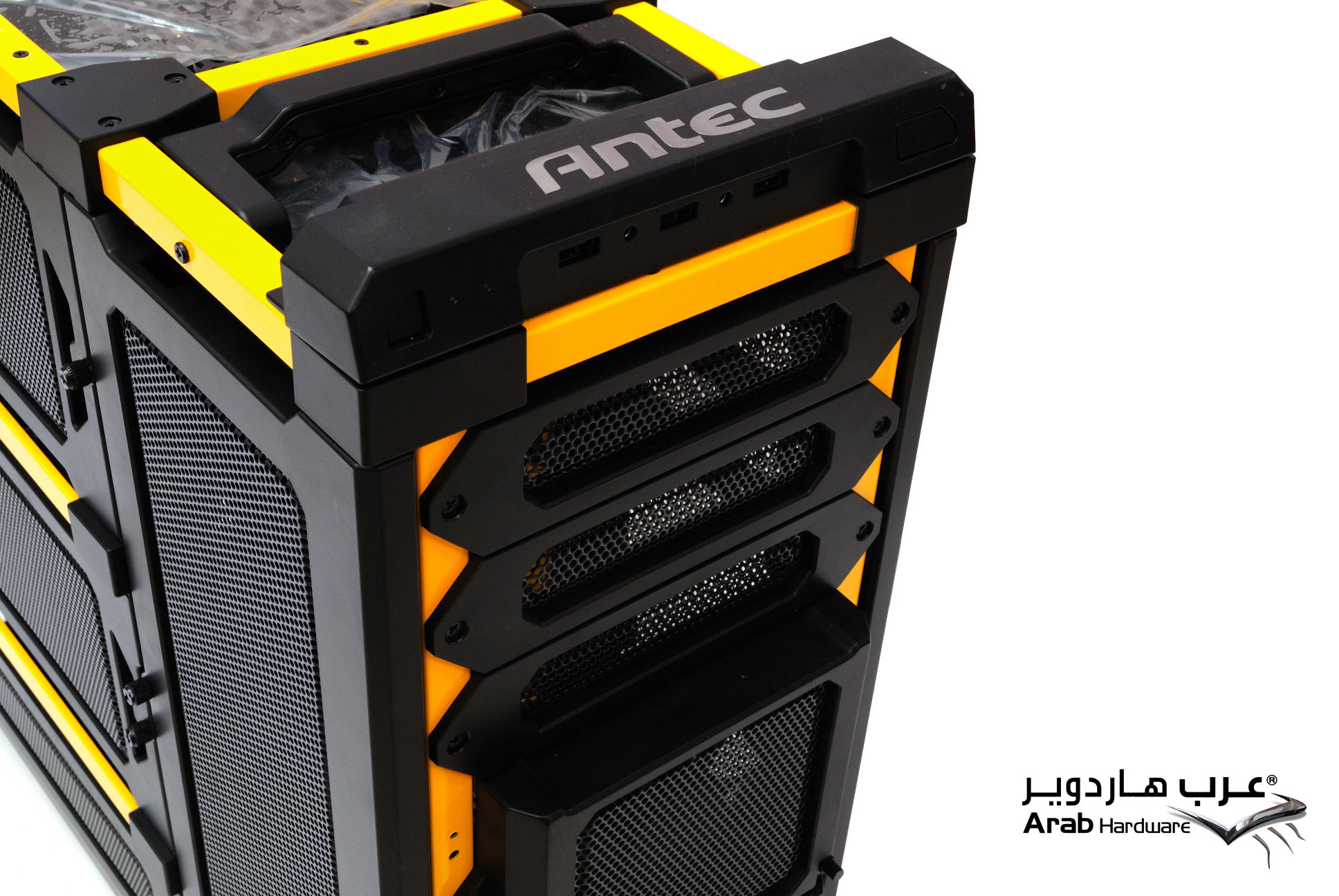 Antec Lanboy Air- Arabhardware.net