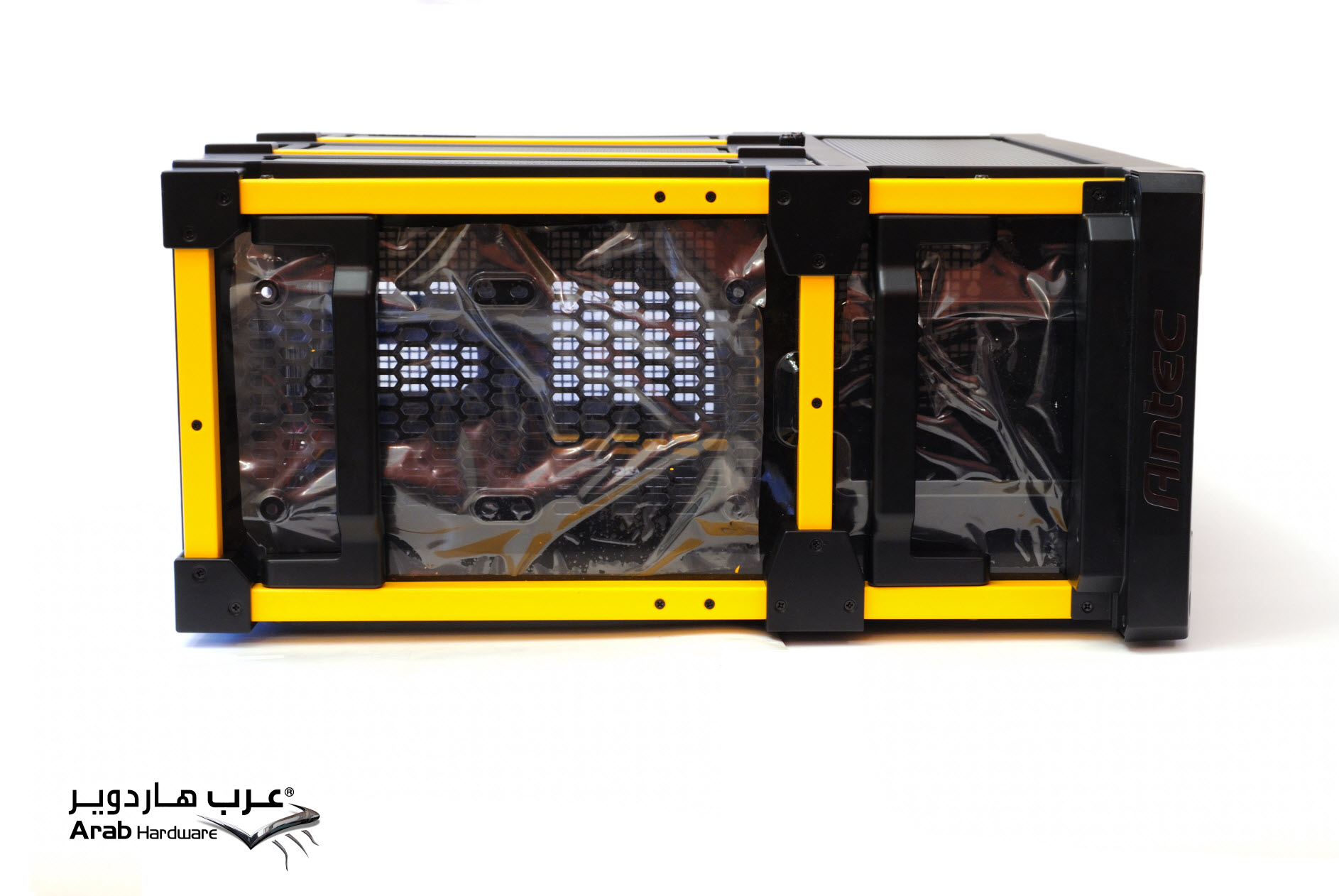 Antec Lanboy Air Review- Arabhardware.net