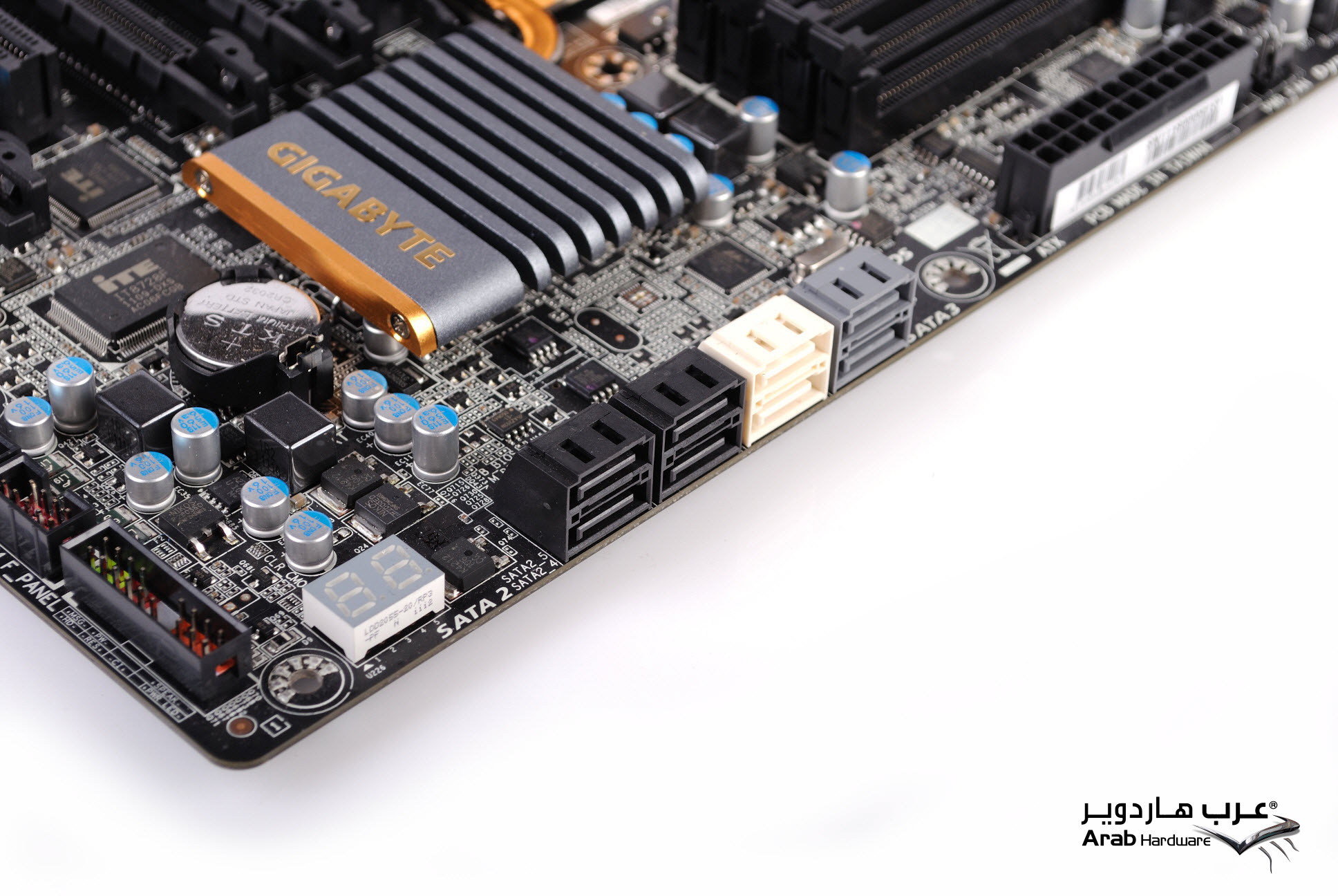Gigabyte GA-Z68X-UD7 B3 Review-Arabhardware.net