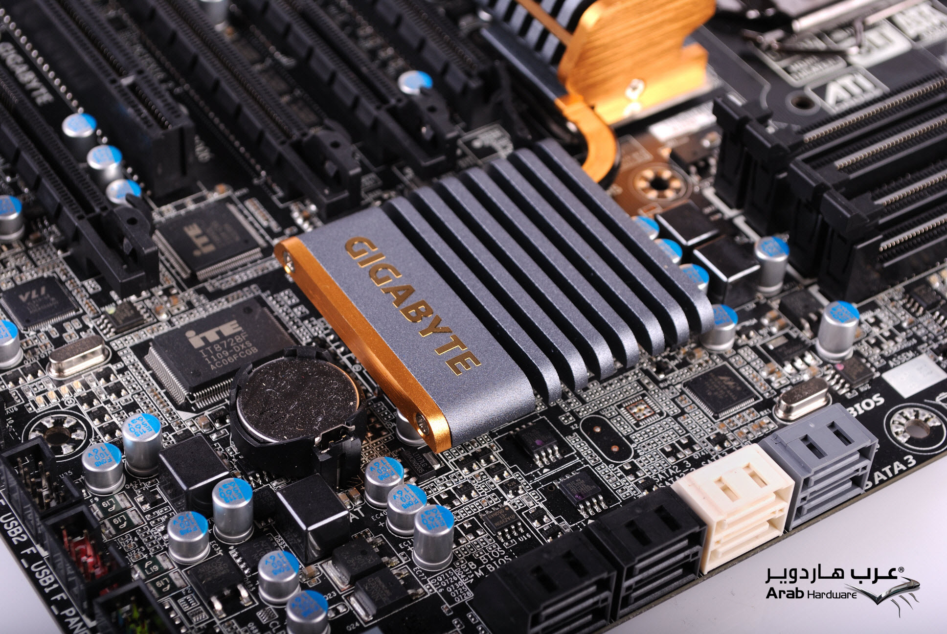Gigabyte GA-Z68X-UD7 B3 Review-Arabhardware.net