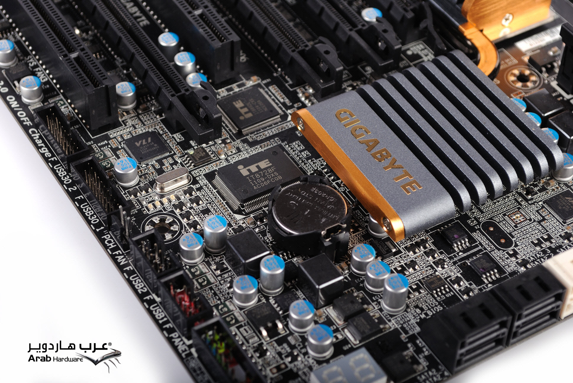 Gigabyte GA-Z68X-UD7 B3 Review-Arabhardware.net