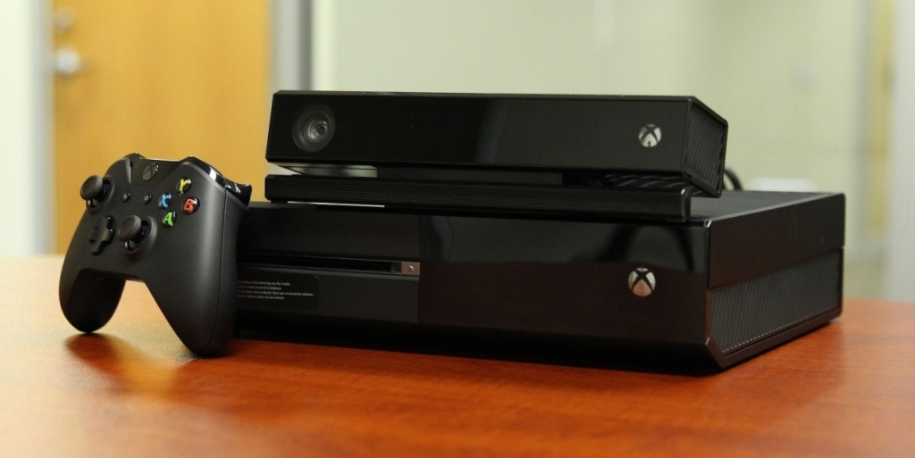Xbox-One-Review-Hero-Full-Console-1280x720