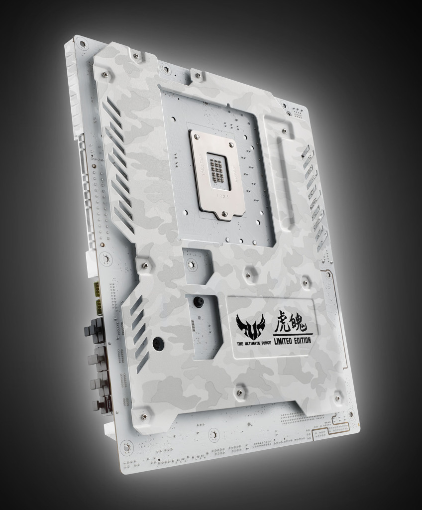 asus-TUF-Sabertooth-Z97-03
