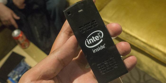 Intel-Stick-Computing-04