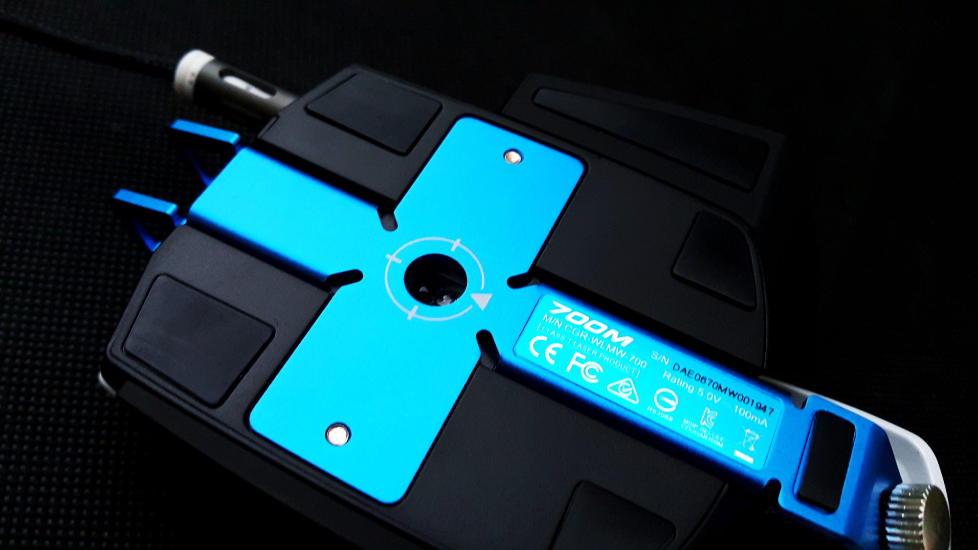 Cougar 700M Gaming Mouse Mouse Back