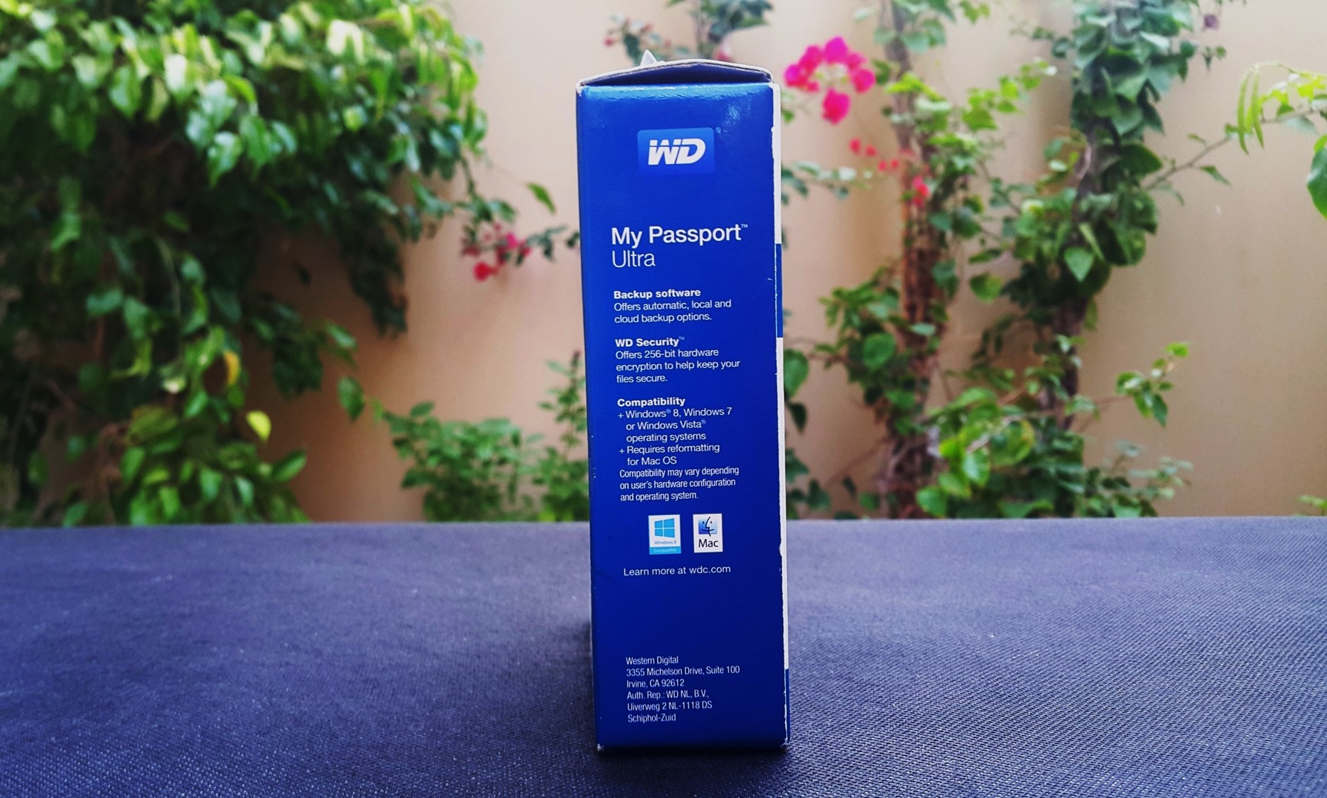 Western Digital My Passport Ultra box side Western Digital My Passport Ultra box side