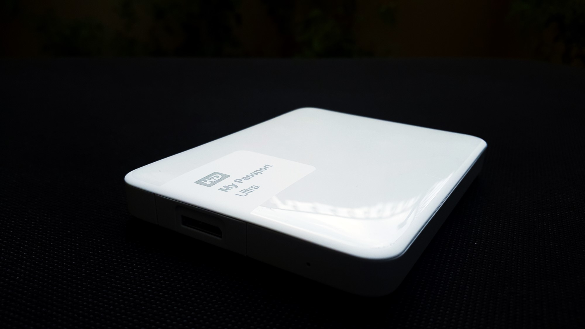 Western Digital My Passport Ultra HDD Front Western Digital My Passport Ultra HDD Front