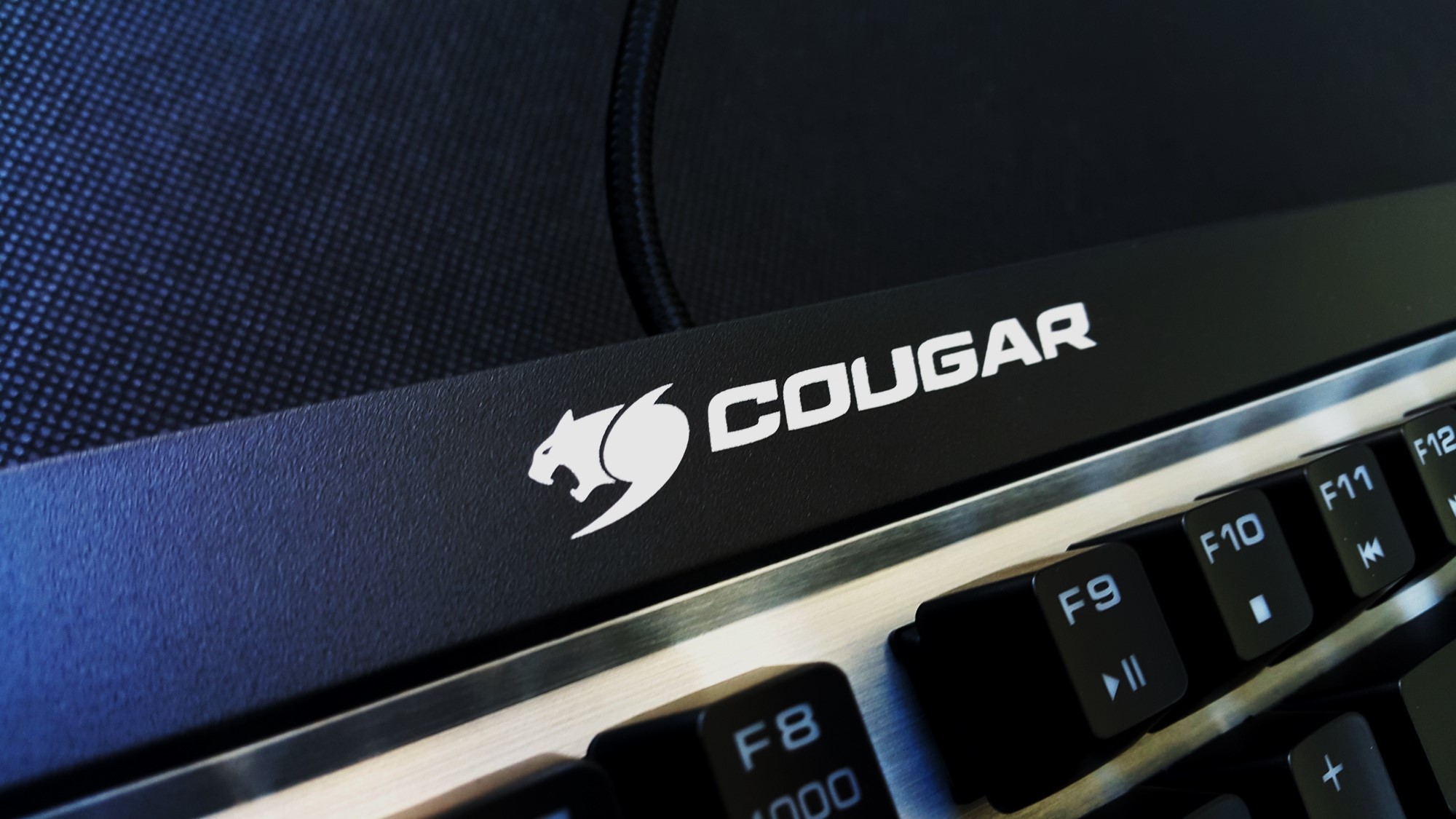 9- Cougar Attack X3 Mechanical Keyboard Cougar Logo
