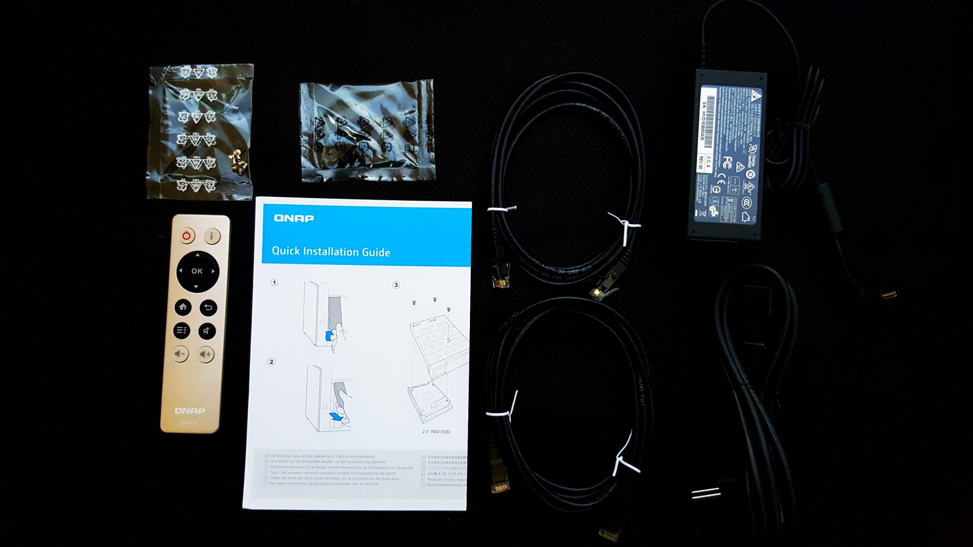 4-QNAP TS-253A Box Inside