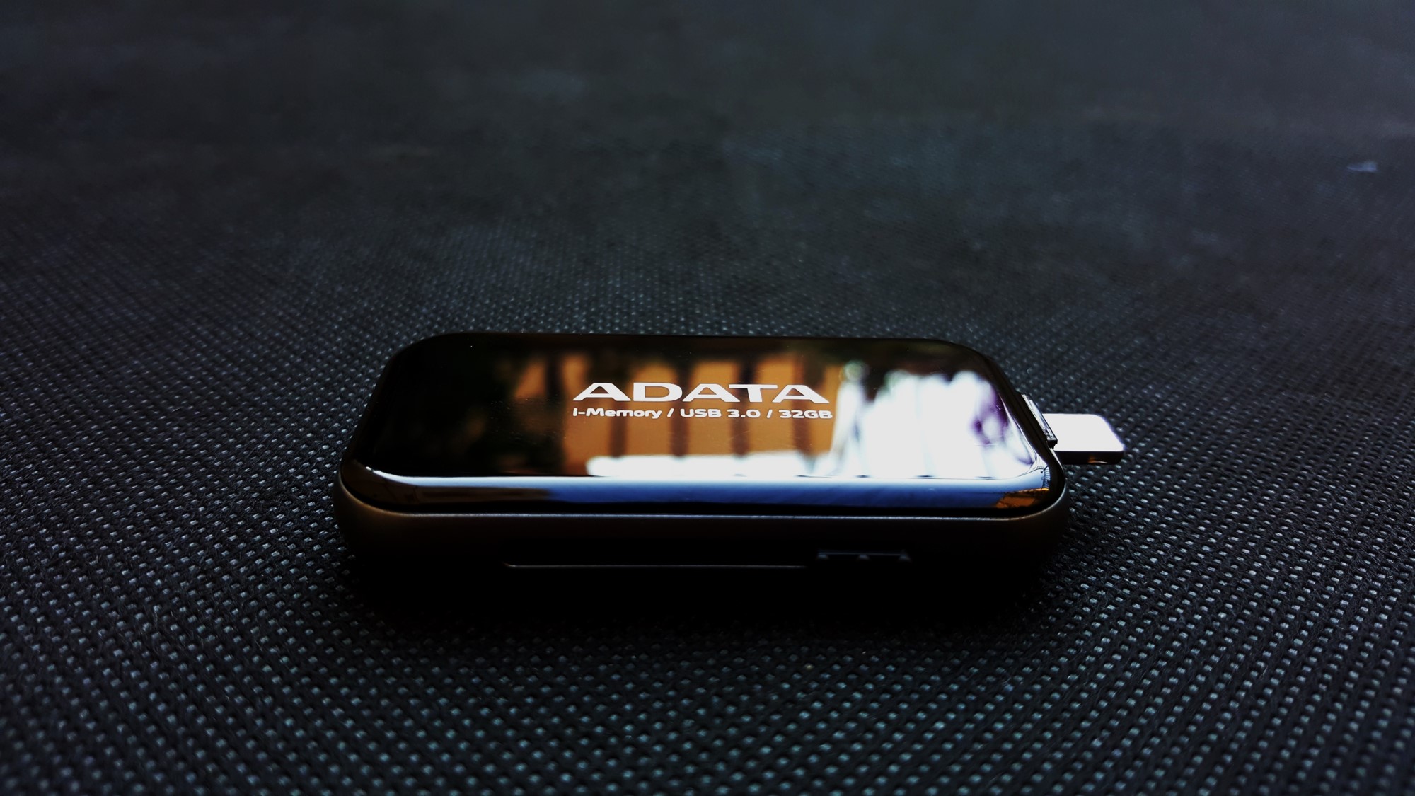 6-ADATA i-Memory USB3.0 32GB Lightining