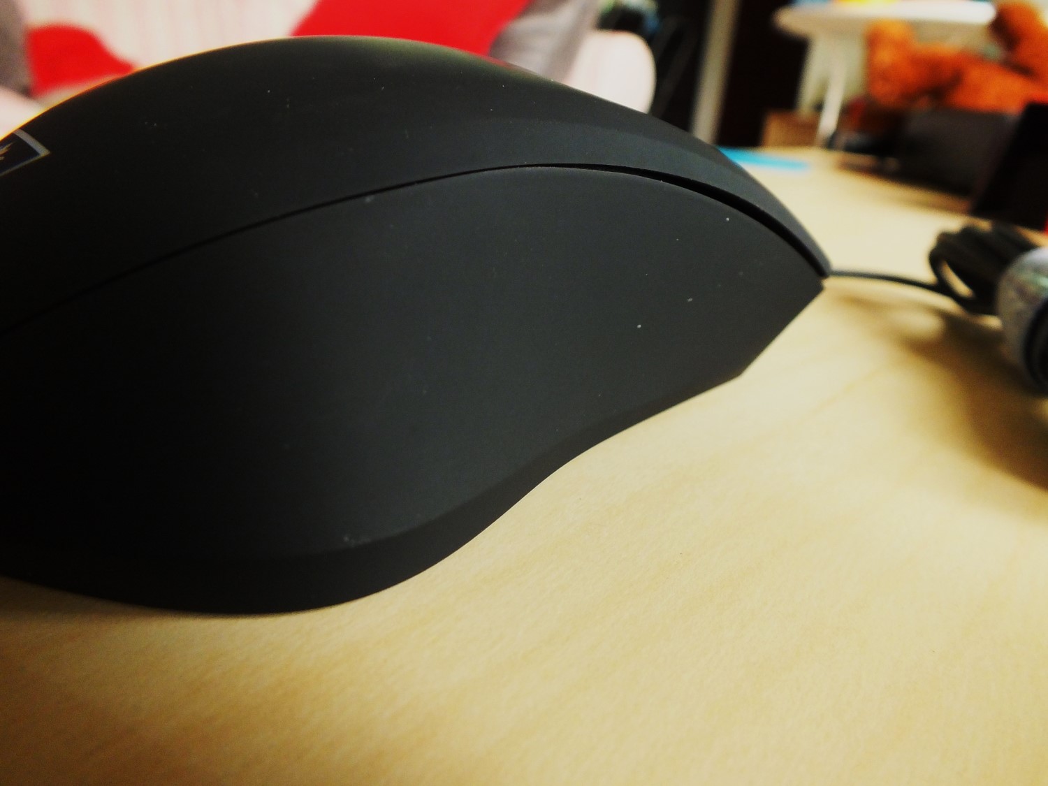 7-Turtle Beach Gaming Mouse Grip 500 Right Side