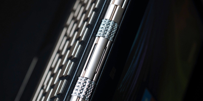 Lenovo-Yoga-900s-CES-2016-01