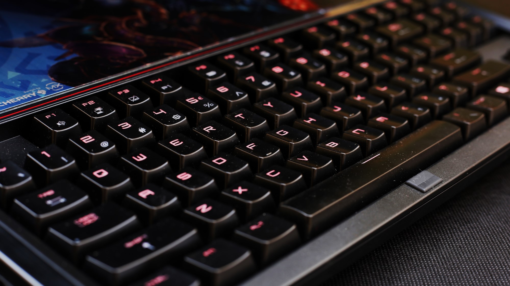 11-MSI GT80S 6QE Titan SLI Mechanical Keyboard