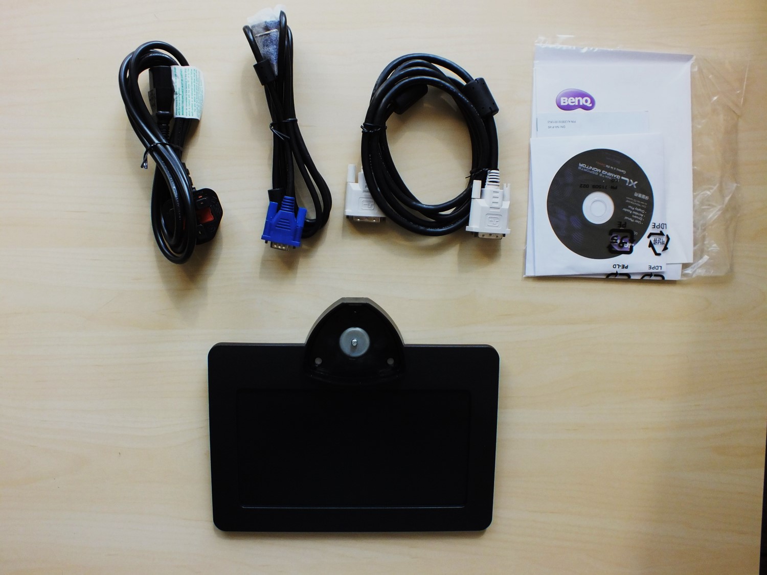2-BenQ XL2411Z Box inside