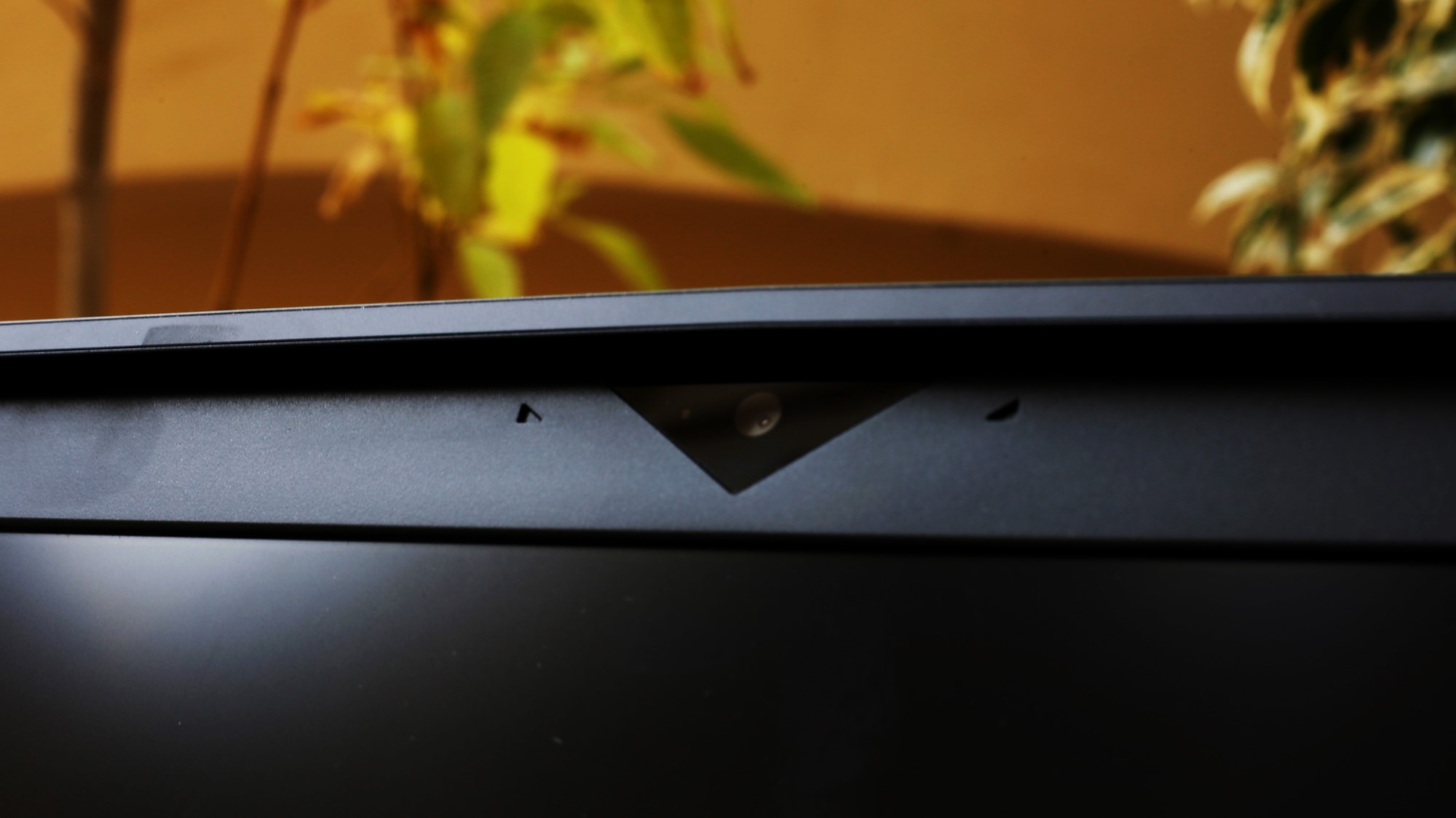 9-MSI GT80S 6QE Titan SLI Camera
