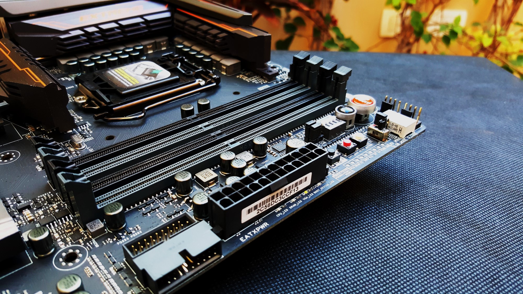 12-Asus Z170 Maximus VIII Extreme Assembly