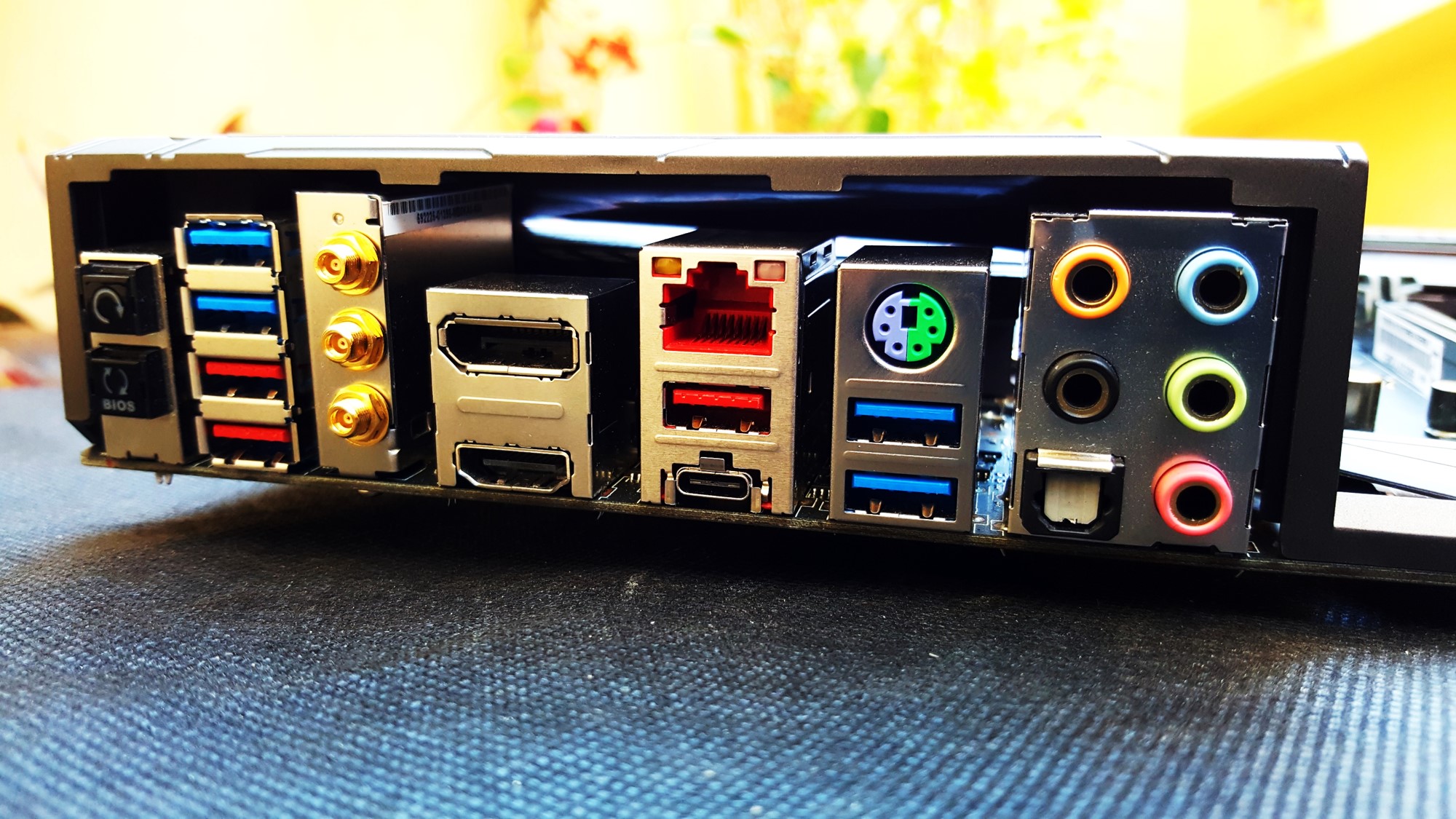 22-Asus Z170 Maximus VIII Extreme Assembly
