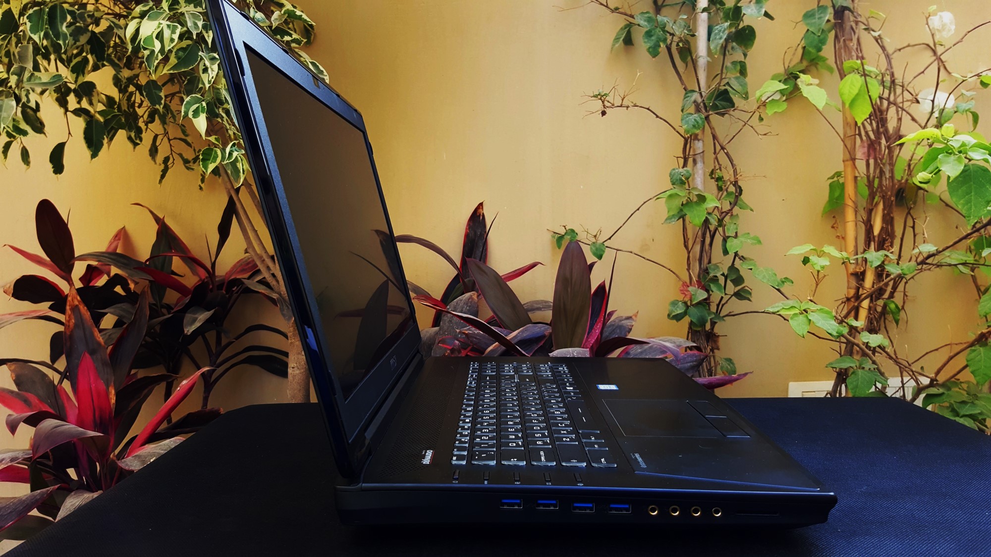 2-MSI GT72S 6QF Dominator Pro