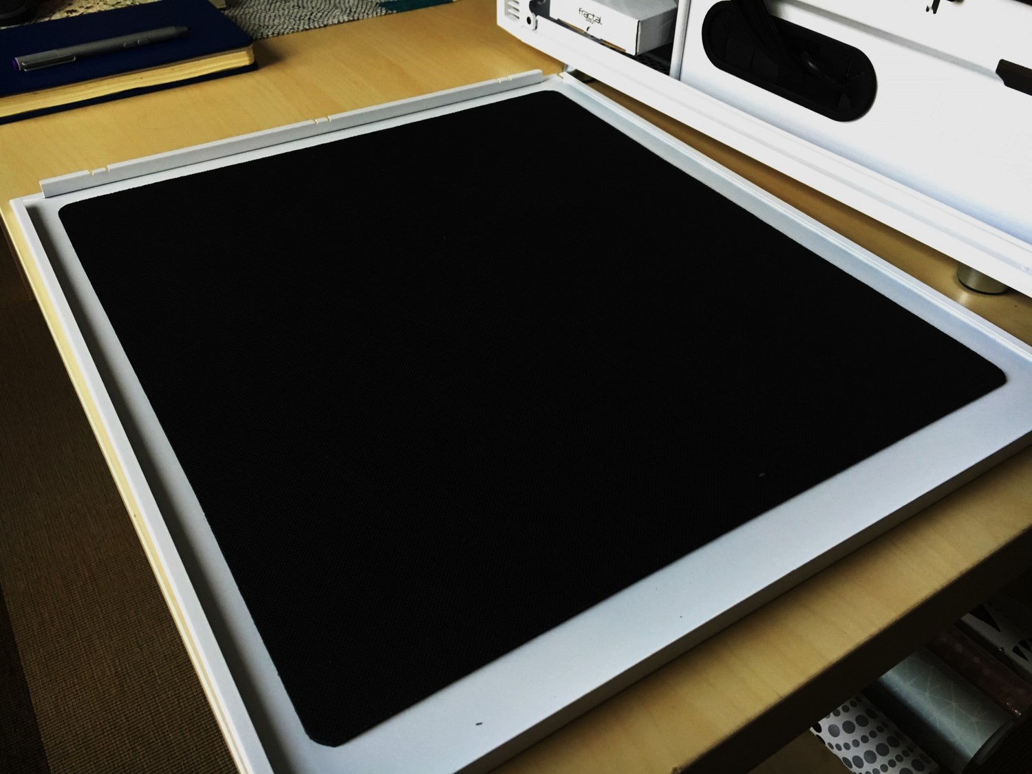 7-Fractal Design R5 silent back door