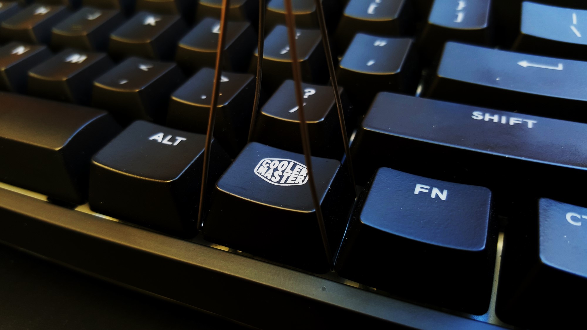 8-Cooler Master Master Keys Pro L & S Button Remover