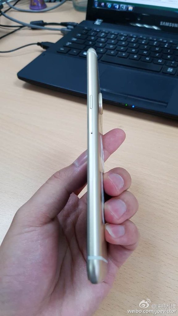 Samsung Galaxy C5 side
