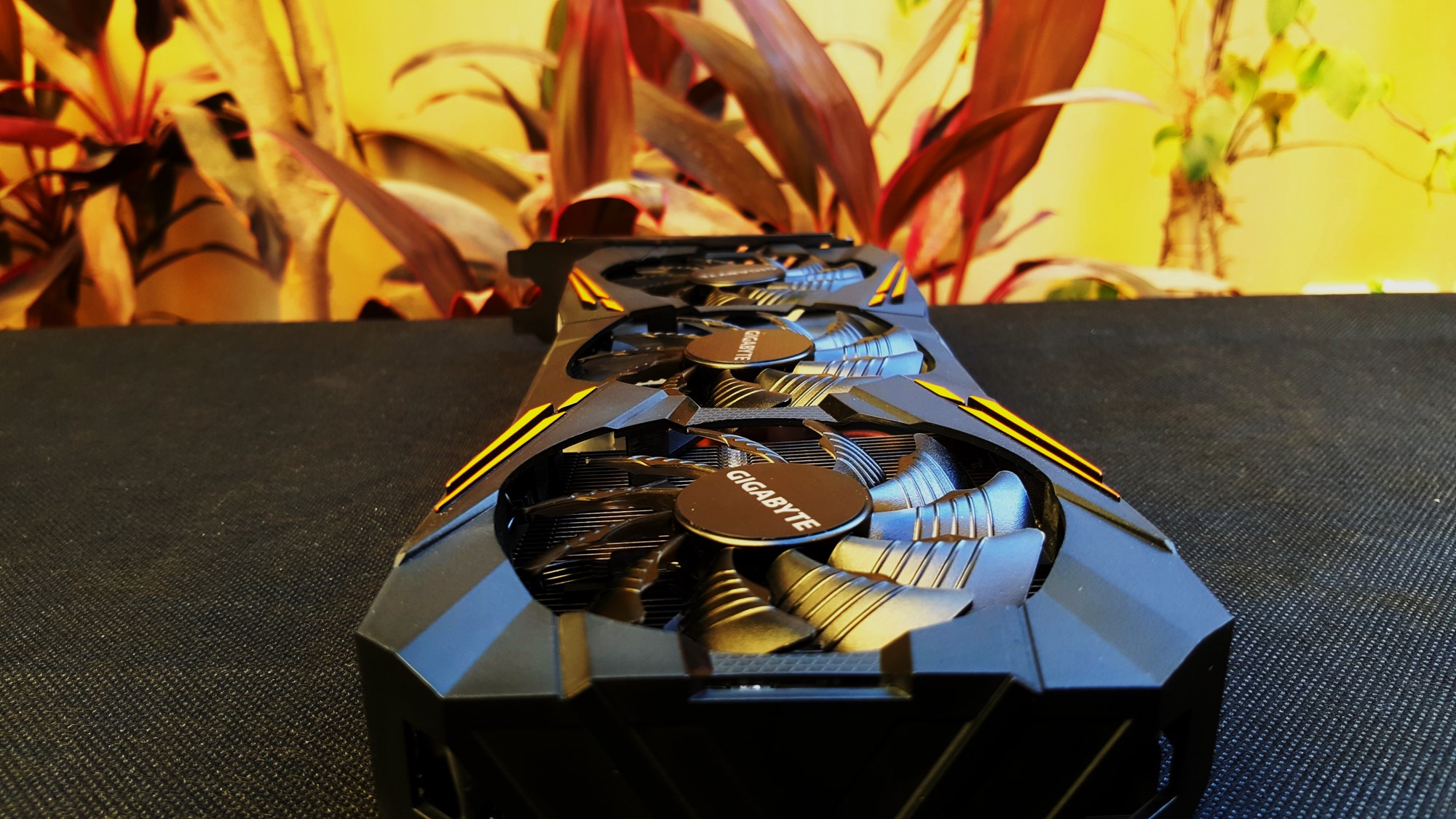 13-Gigabyte GTX 1080 G1