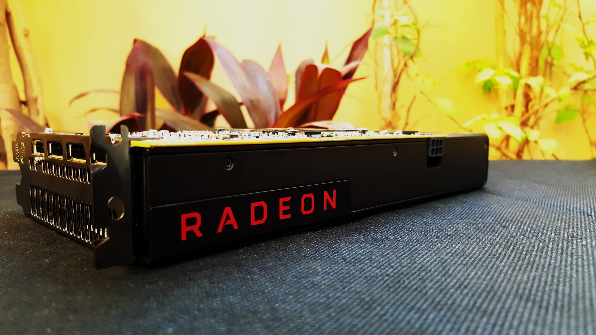 6-AMD Radeon RX 480