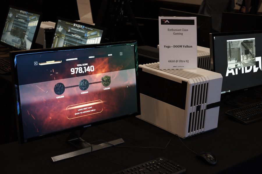 شاهد بطاقة الجيل القادم AMD VEGA تشغل لعبة DOOM بدقة 4K!