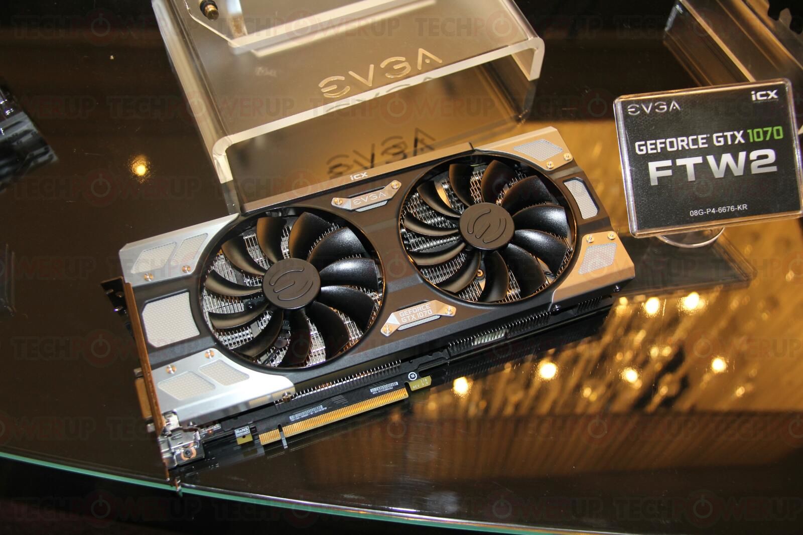 استعراض EVGA لبطاقات GTX 1080/1070 FTW2 بمشتت iCX