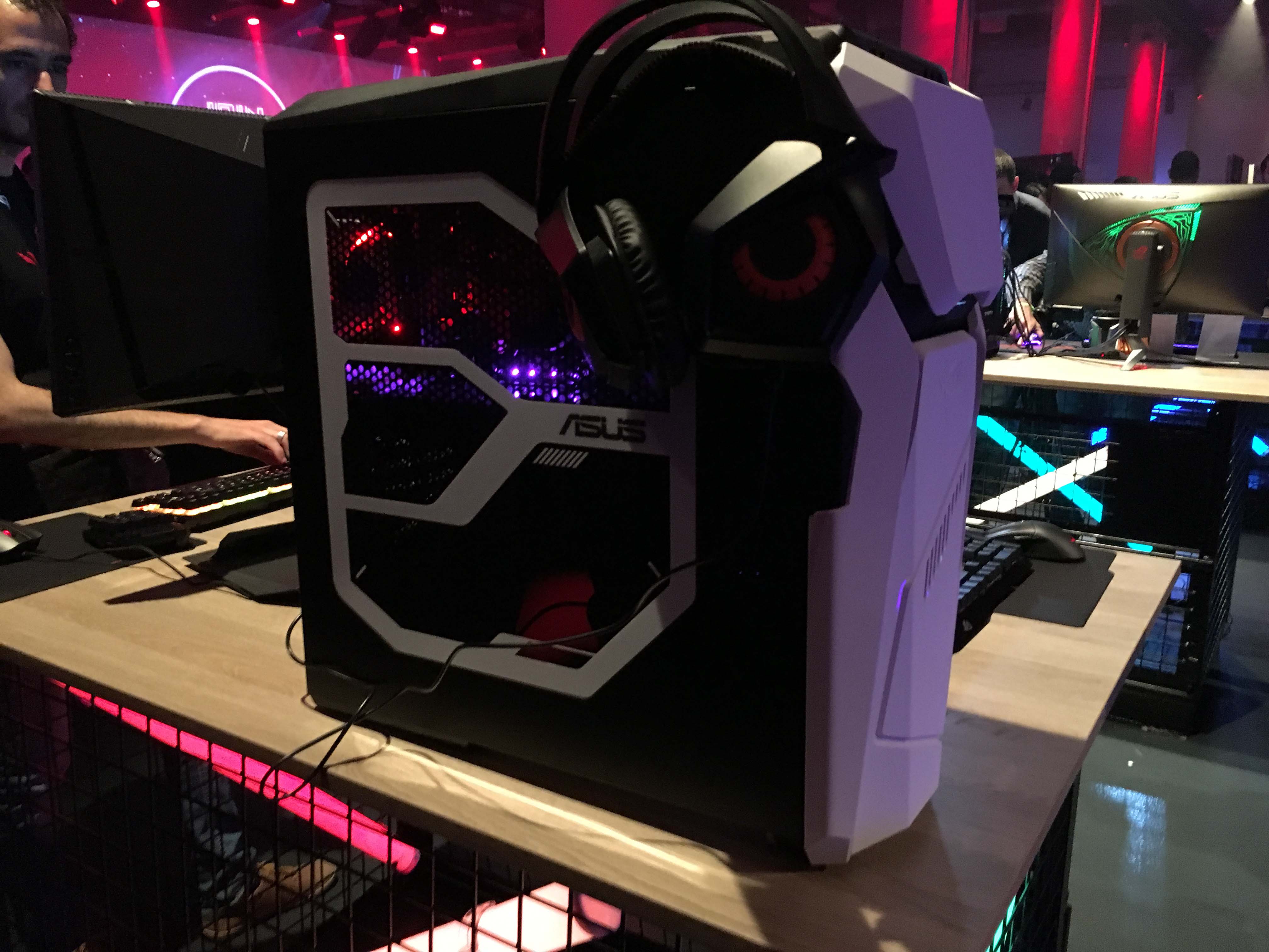 أبرز ما تم استعراضه في حدث ASUS ROG بعدسة عرب هاردوير