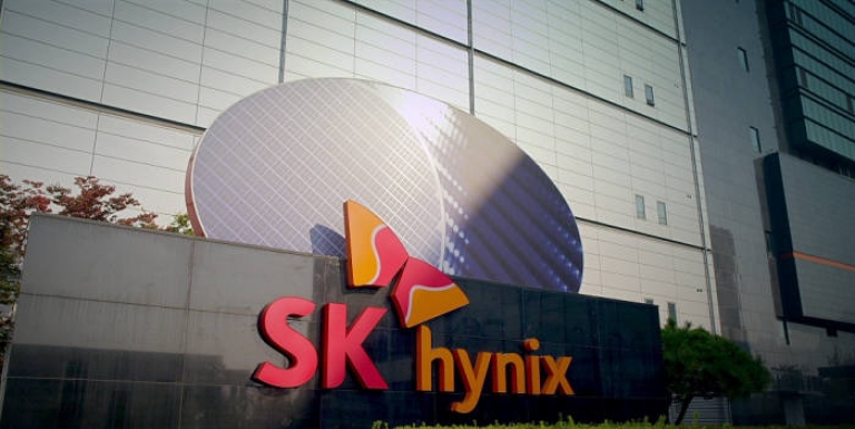 وأخيراً Sk Hynix تعلن دخولها في مرحلة الإنتاج الكمي لذاكرة فلاش 3D NAND بـ 72 طبقة