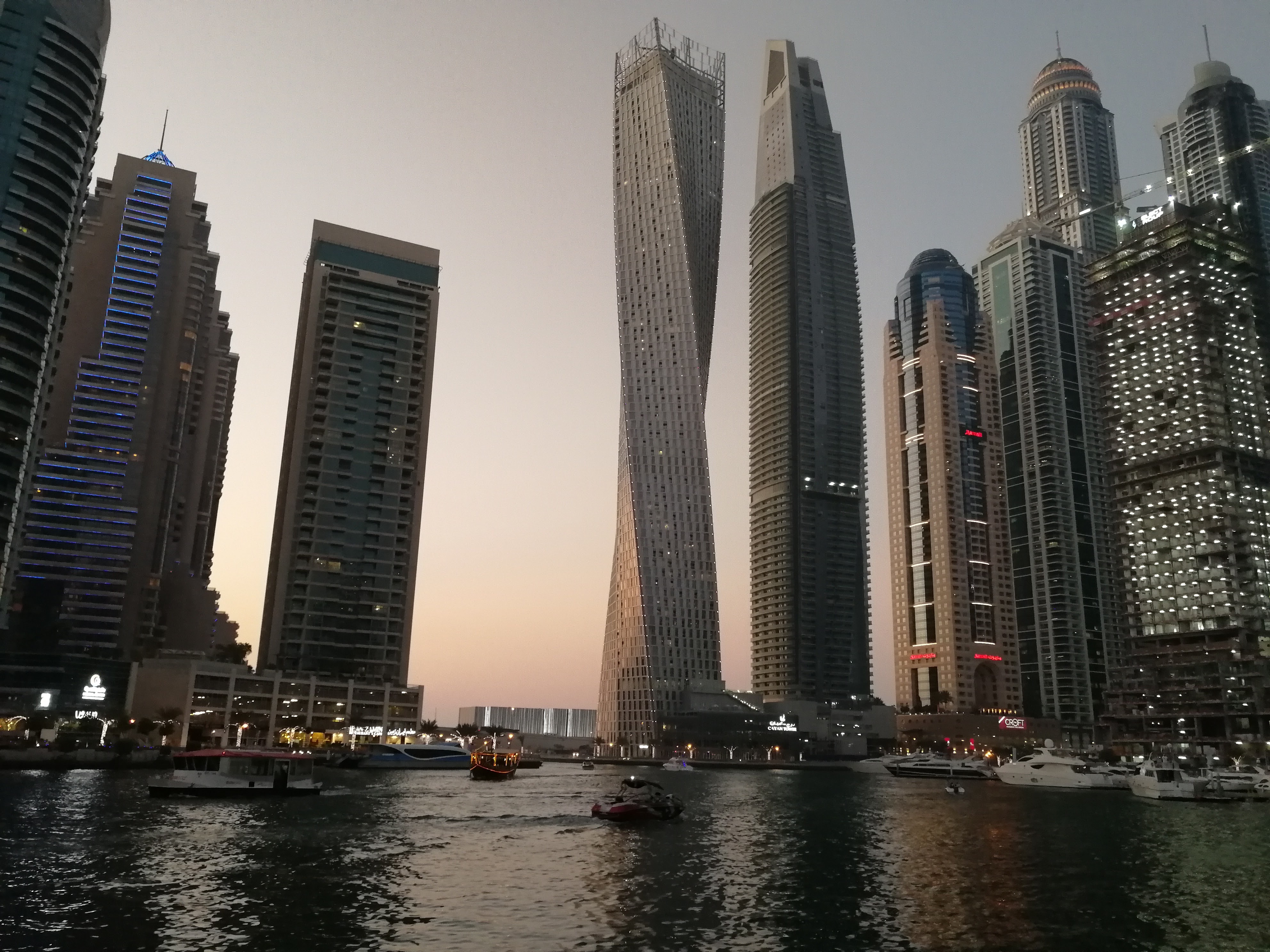مراجعة سريعة لهاتف Honor 9 : الهاتف الرائد فى الفئة السعرية المتوسطة