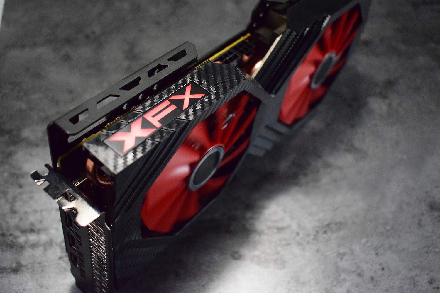 شركة XFX تكشف عن بطاقة RX Vega 56/Vega 64 Double Edition