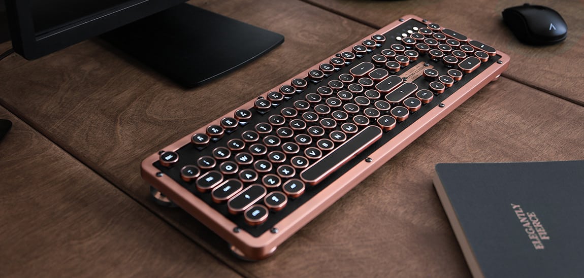 كيبورد AZIO Retro Classic Bluetooth ببطارية تدوم حتى سنة كاملة من الاستخدام اليومي