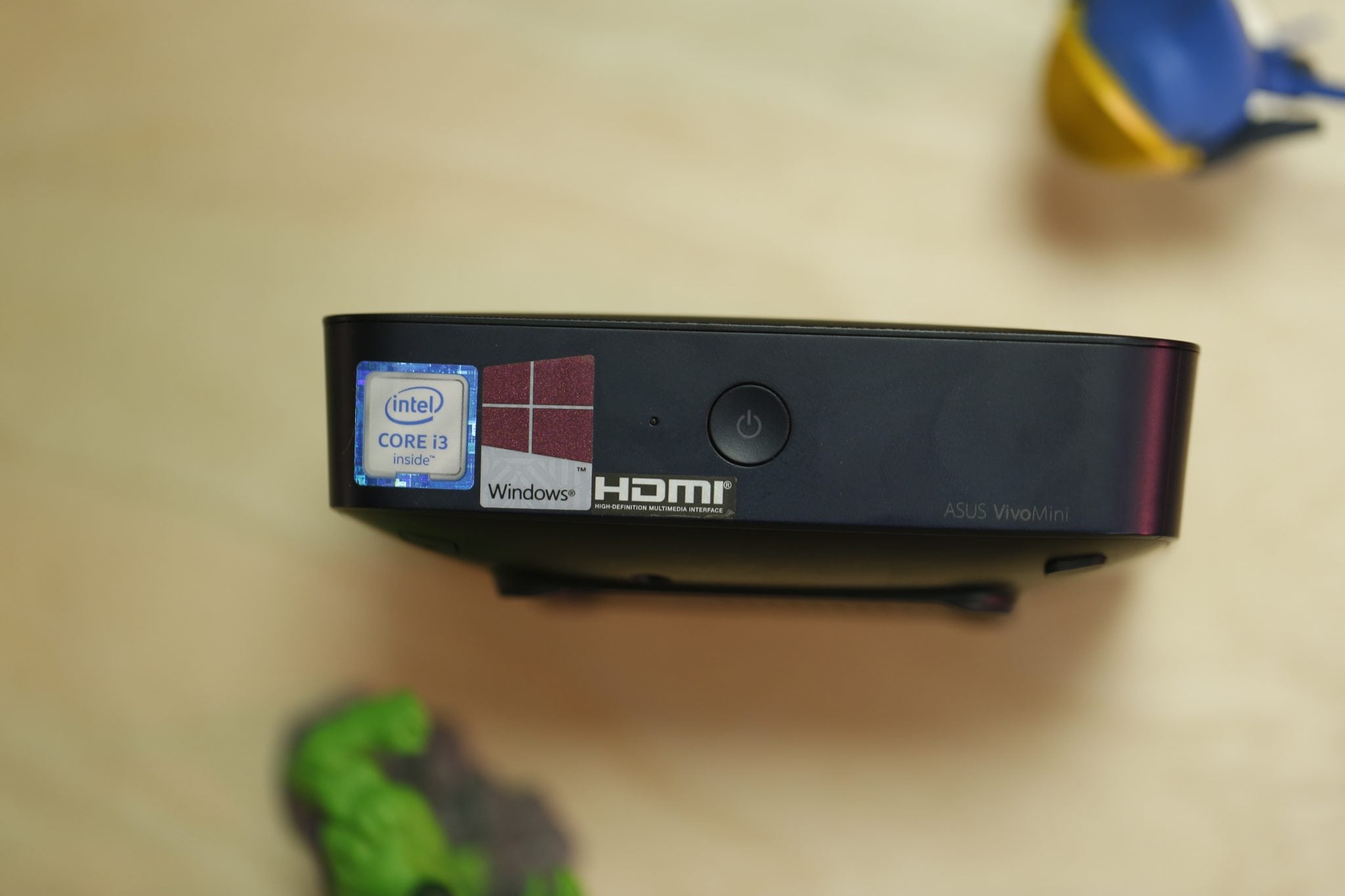 ASUS VivoMini UN65