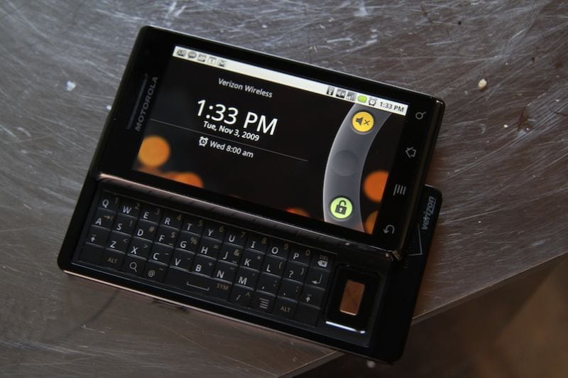Motorola Droid ، نسبة الشاشة إلى الجسم ، شاشة الهاتف