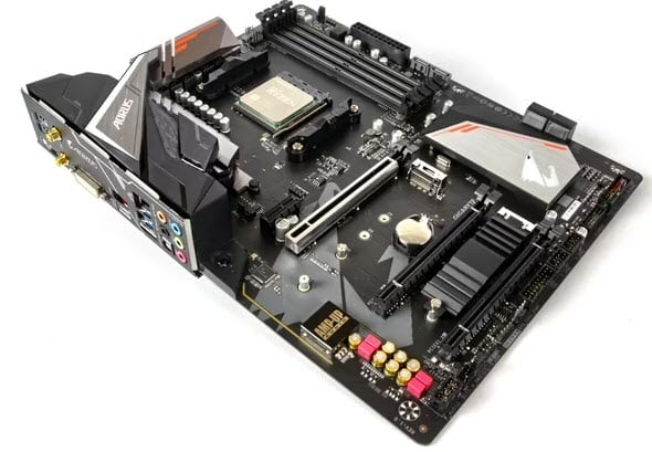 AORUS B450 جيجابايت تعلن عن سلسلة لوحاتها الرئيسية الجديدة