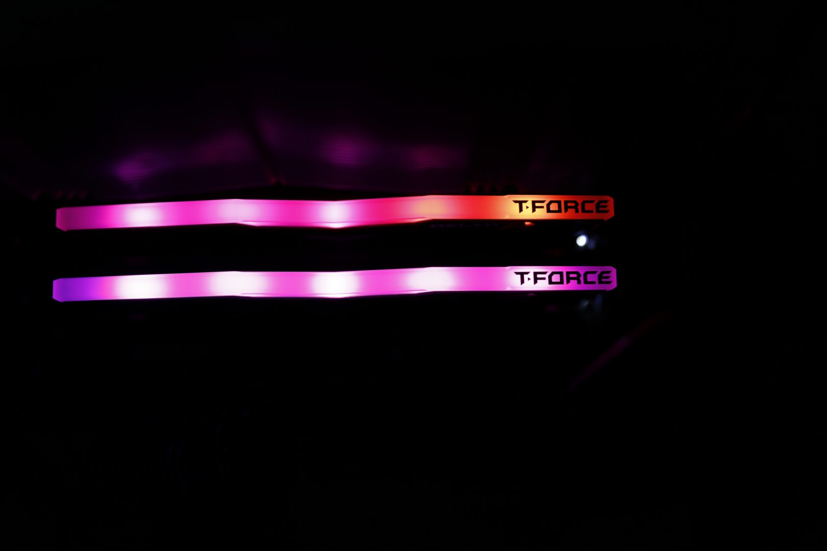 TEAM Delta RGB Ram (12)