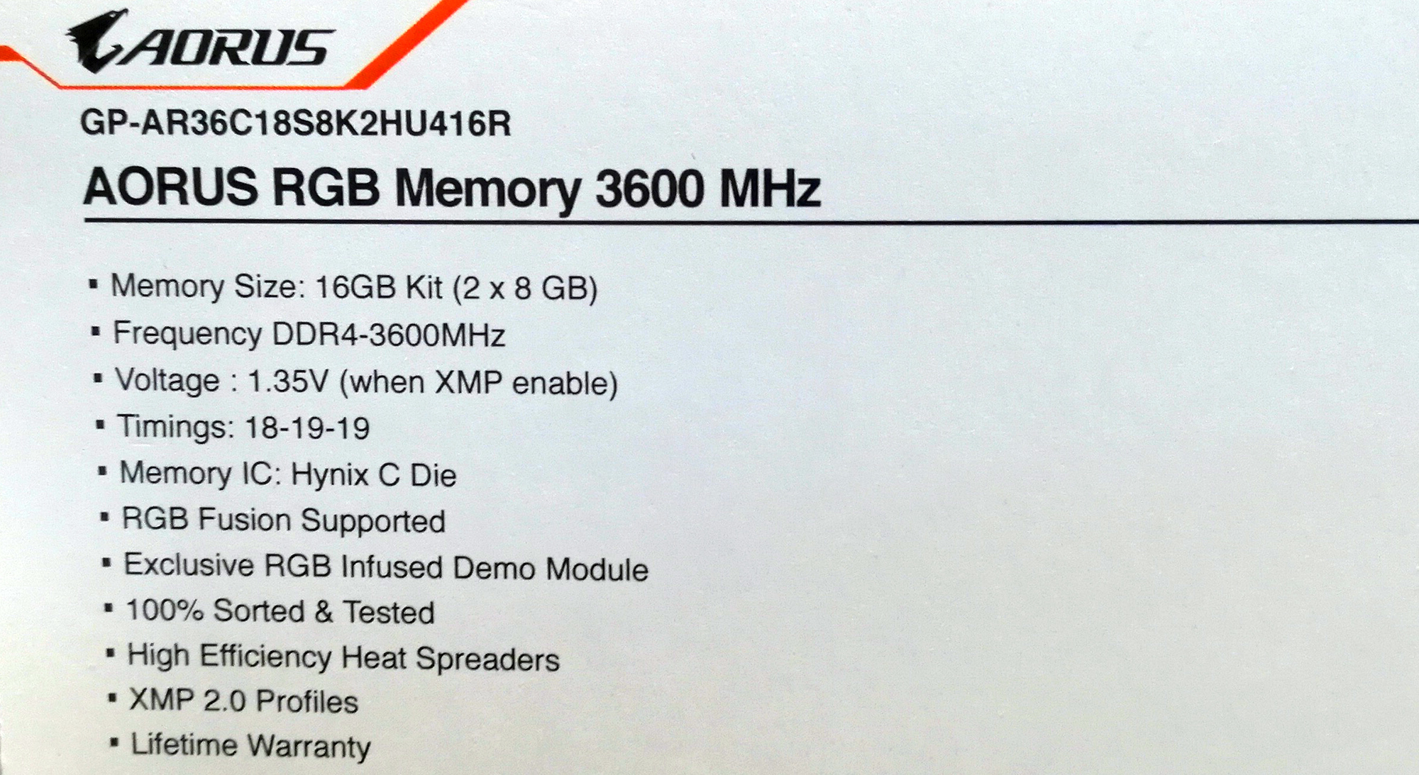 GIGABYTE Aorus RGB Memory Hits DDR4-4000 with SK Hynix ICs