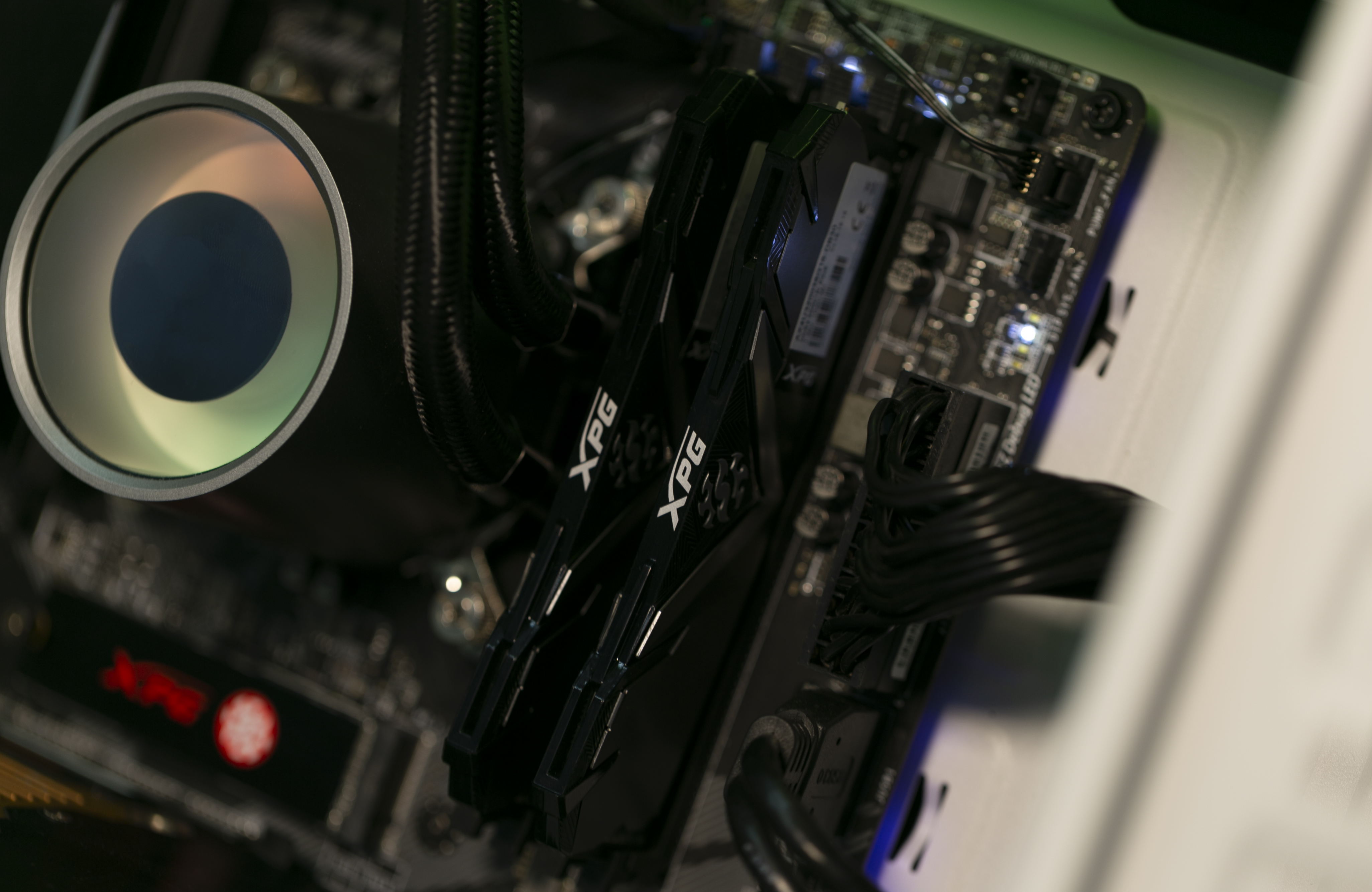 ADATA XPG Gammix D30 (8)