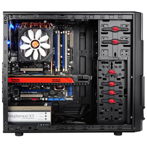 ThermalTake تطلق صندوق جديد من فئة eSport