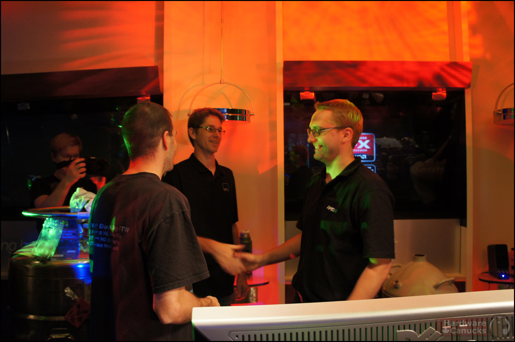 AMD Bulldozer Breaks World Record with 8429 MHz Frequency