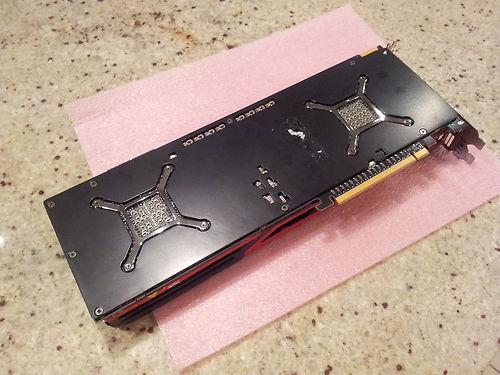 AMD-Radeon-HD-7990-quot-Malta-quot-Listed-on-Ebay-04
