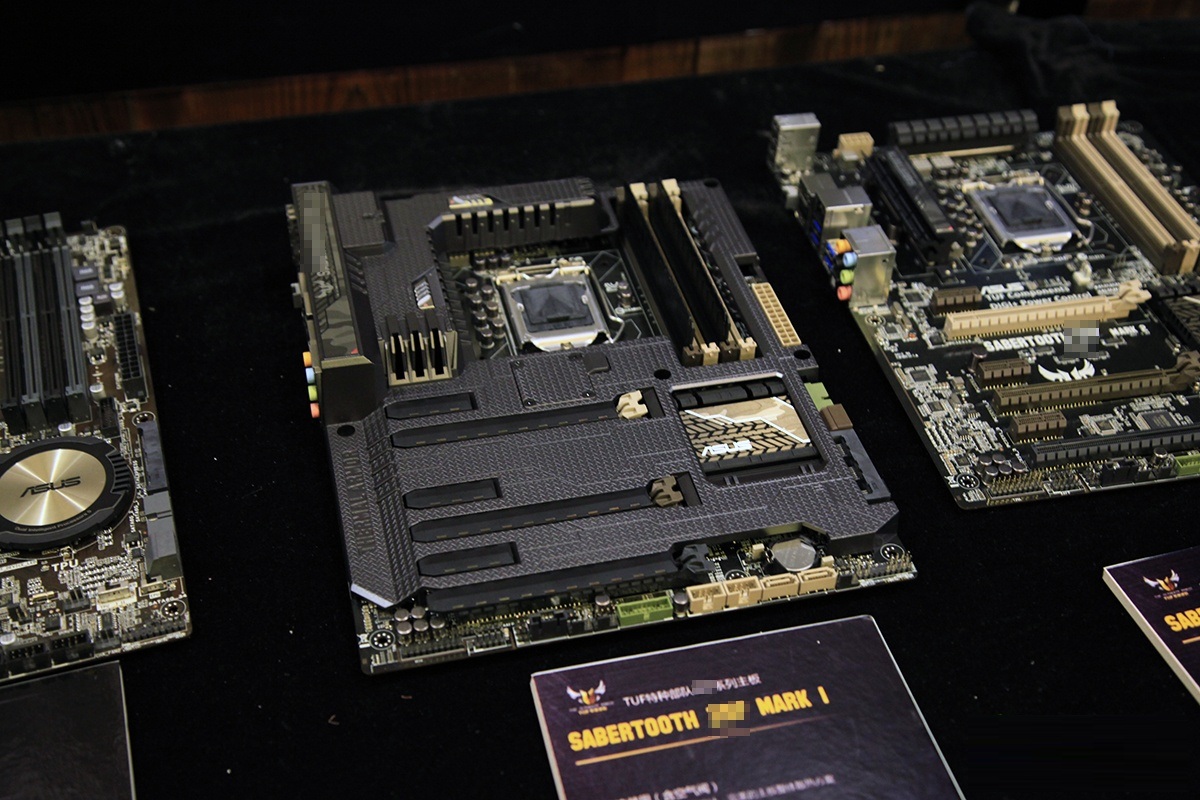 ASUS-TUF-Motherboard-Z97-04