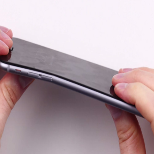 الهاتف الذكي iphone 6 بلس و اشاعة الانحناء و الكسر، هل Apple لم تختبر هذا النوع من المشاكل فعلا؟ الهاتف الذكي iphone 6 بلس و اشاعة الانحناء و الكسر، هل Apple لم تختبر هذا النوع من المشاكل فعلا؟