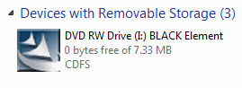 http://www.arabhardware.net/images/stories/articles/2011/may/12052011-TT-Esports-Black-Element/Software/CD.jpg