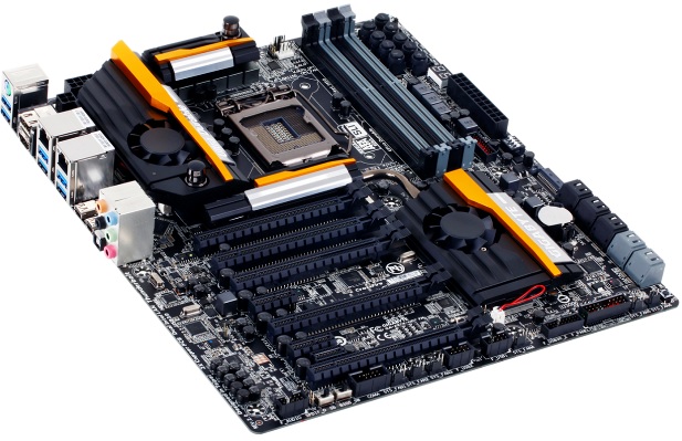 CES-2014-Extreme-Overclock-GIGABYTE-02