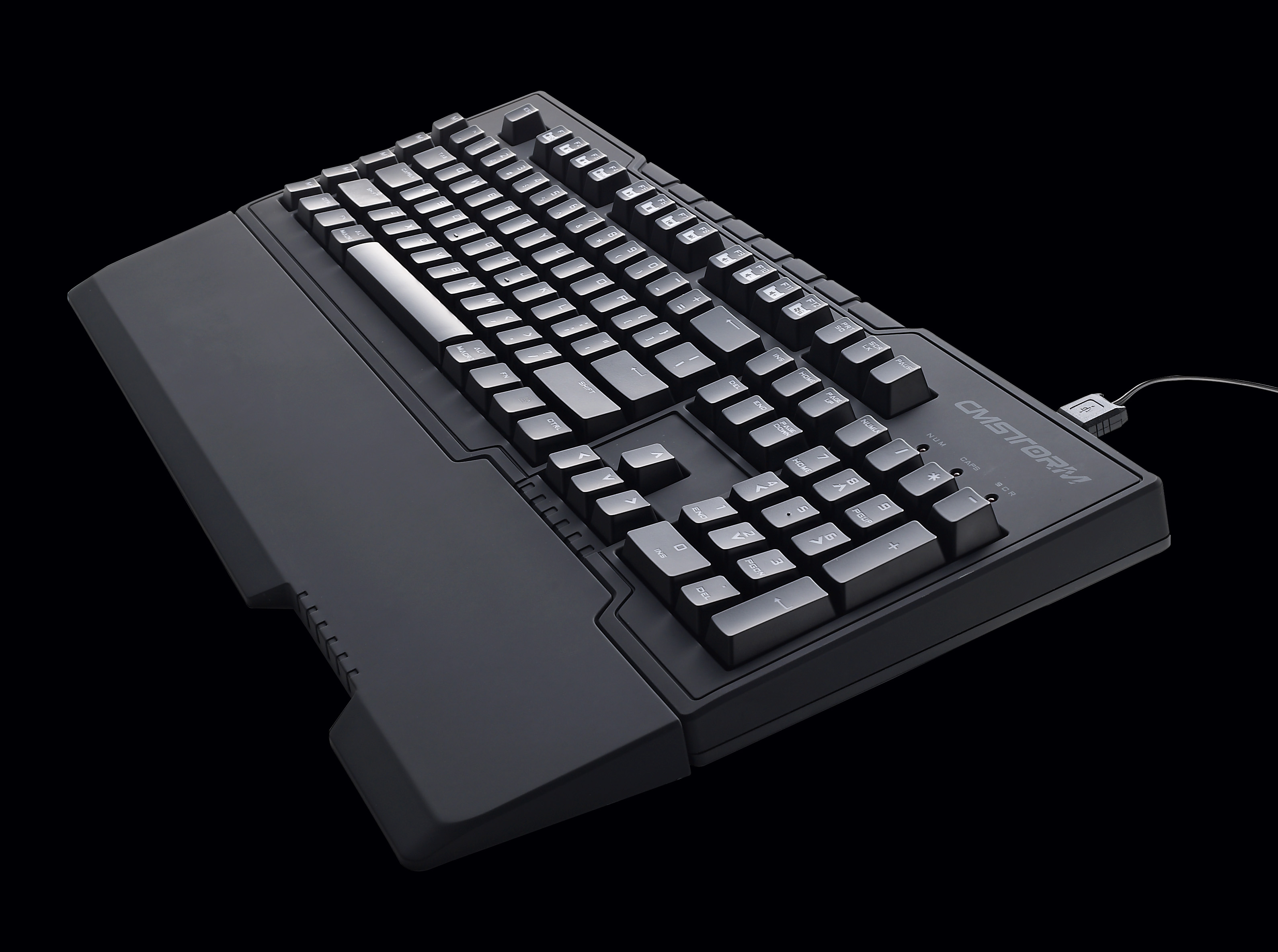 CM-Storm-Trigger-Z-Keyboard-02
