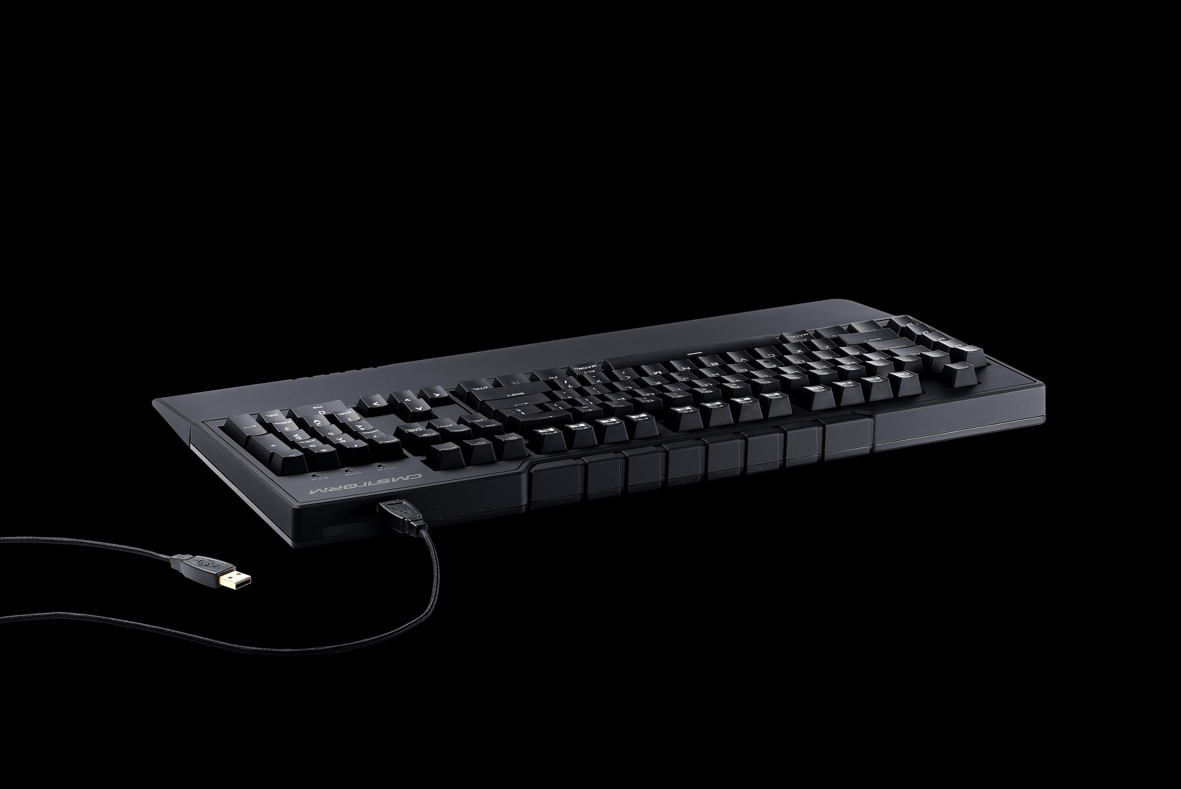 CM-Storm-Trigger-Z-Keyboard-05